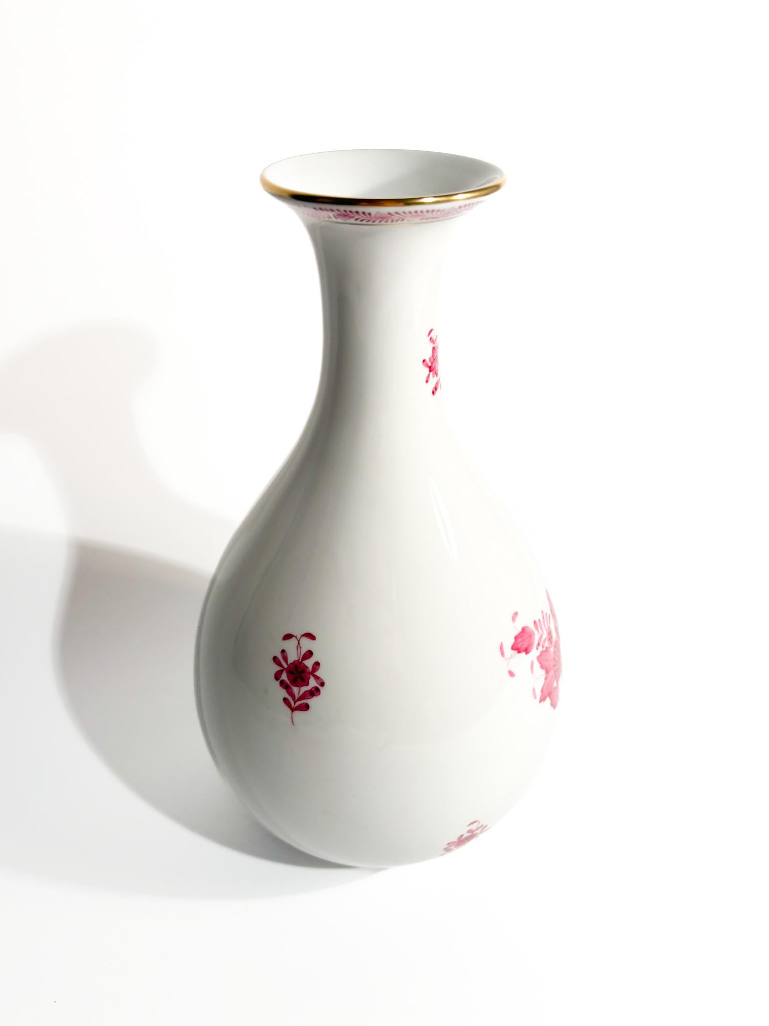 Herend Apponyi Pink Porcelain Vase from the 1950s In Good Condition For Sale In Milano, MI