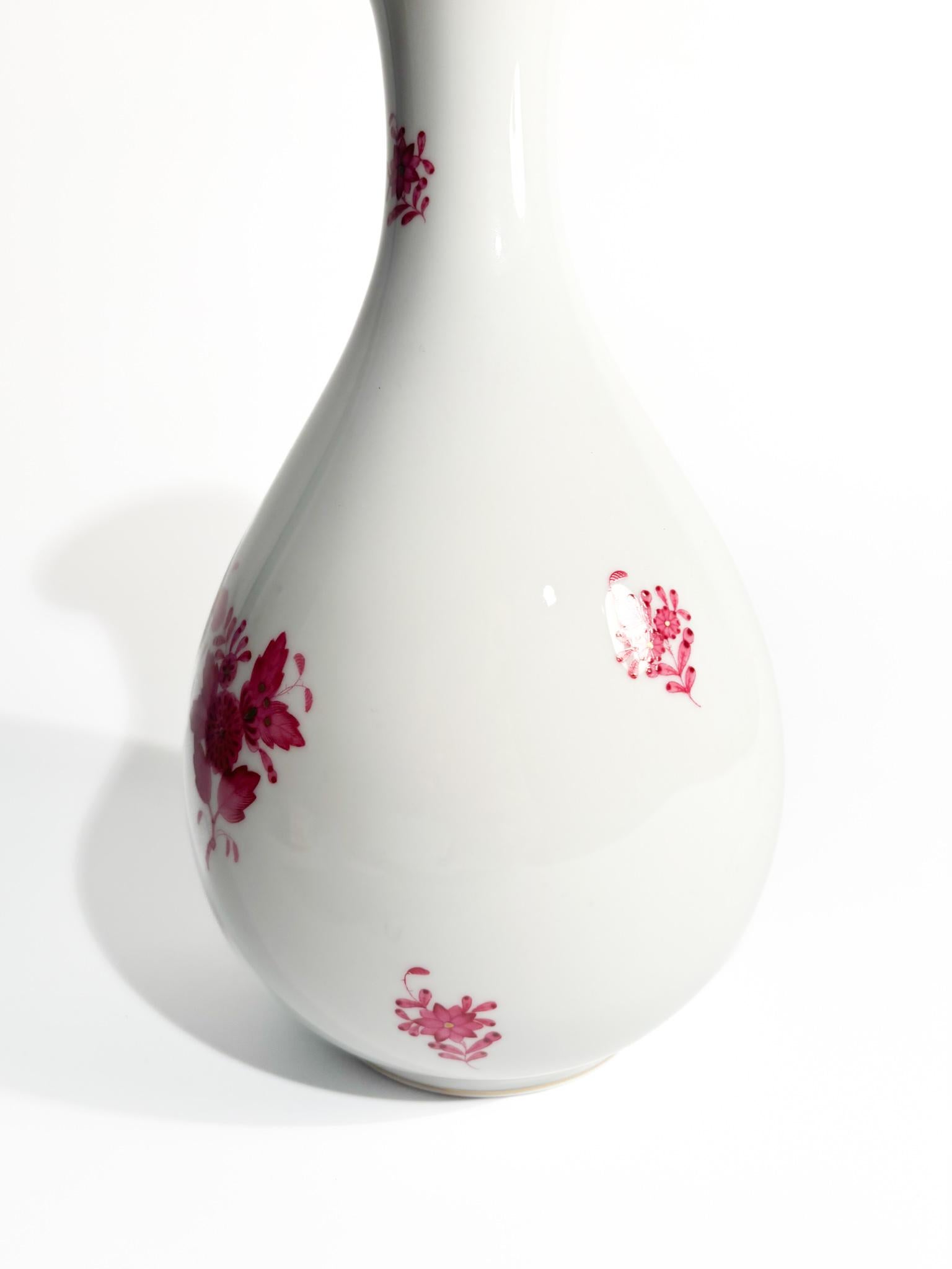 Herend Apponyi Pink Porcelain Vase from the 1950s For Sale 3
