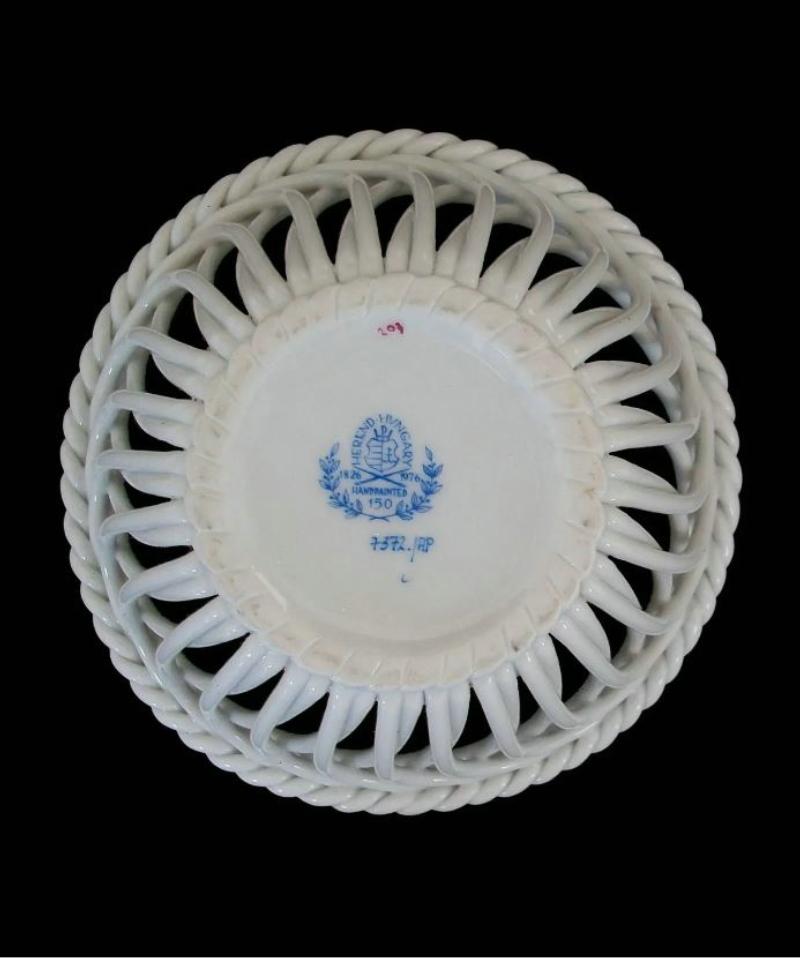 HEREND - Bouquet chinois - framboise - Panier rond ajouré - Hongrie - C. 1976 en vente 3