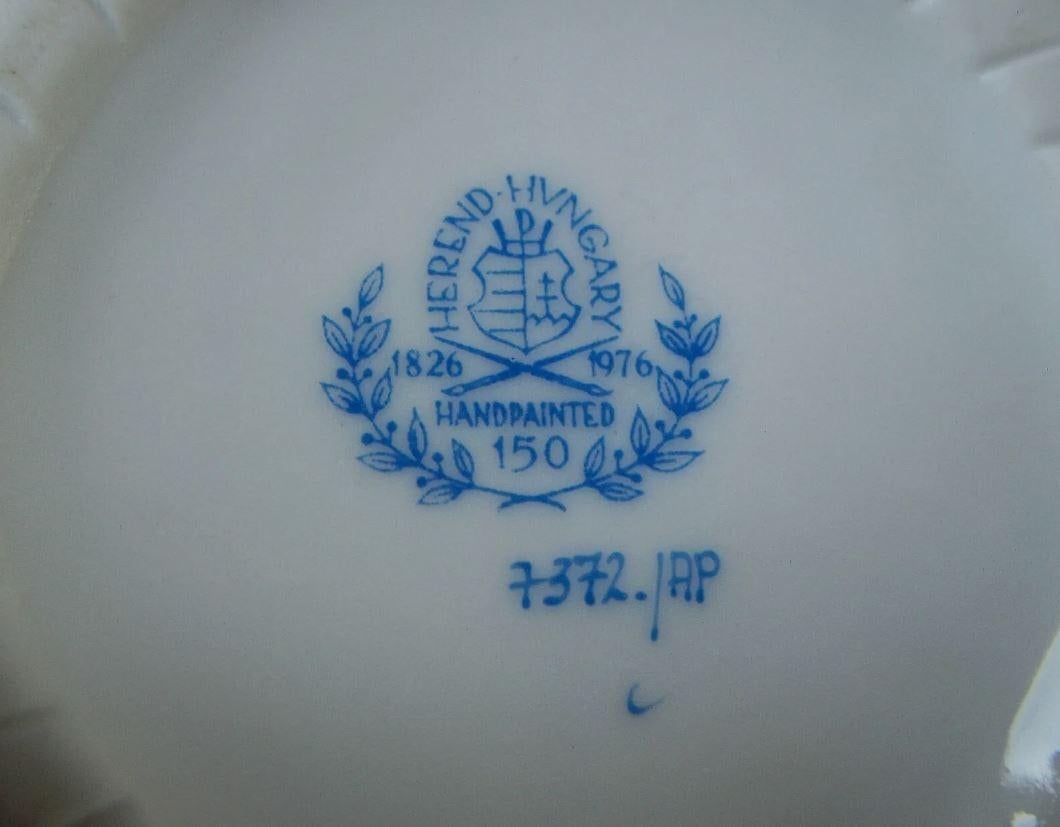 HEREND - Bouquet chinois - framboise - Panier rond ajouré - Hongrie - C. 1976 en vente 5