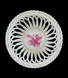 HEREND - Ramo Chino - Frambuesa - Cesta Redonda Calada - Hungría - C. 1976