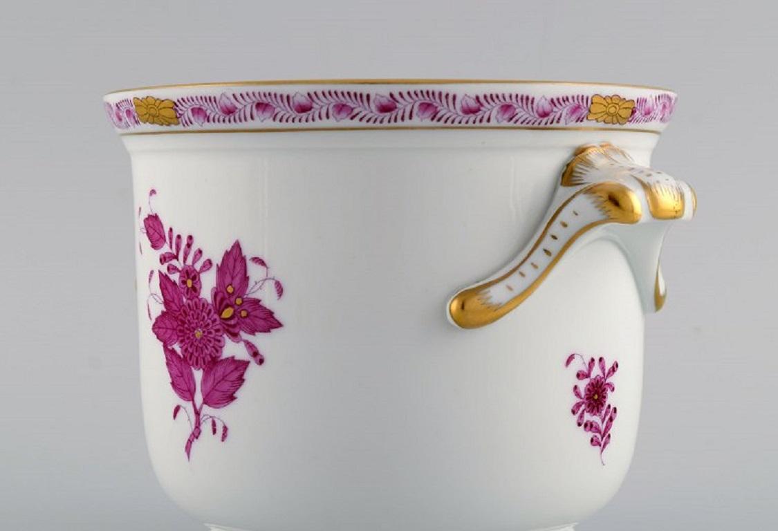 20th Century Herend Chinese Bouquet Raspberry, Two Flower Pots in Hand-Painted Porcelain For Sale