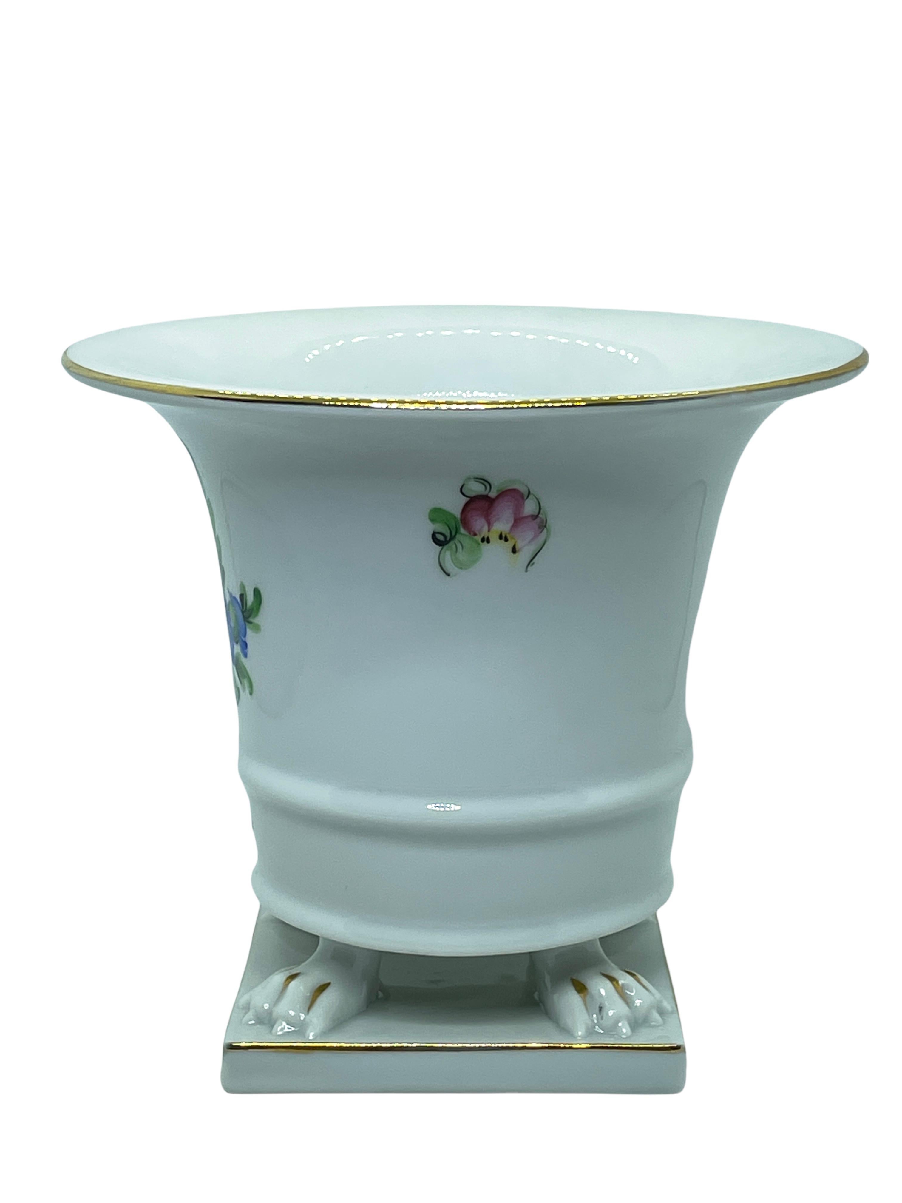 Exquisite vase in hand painted Hungarian porcelain by Herend. In 