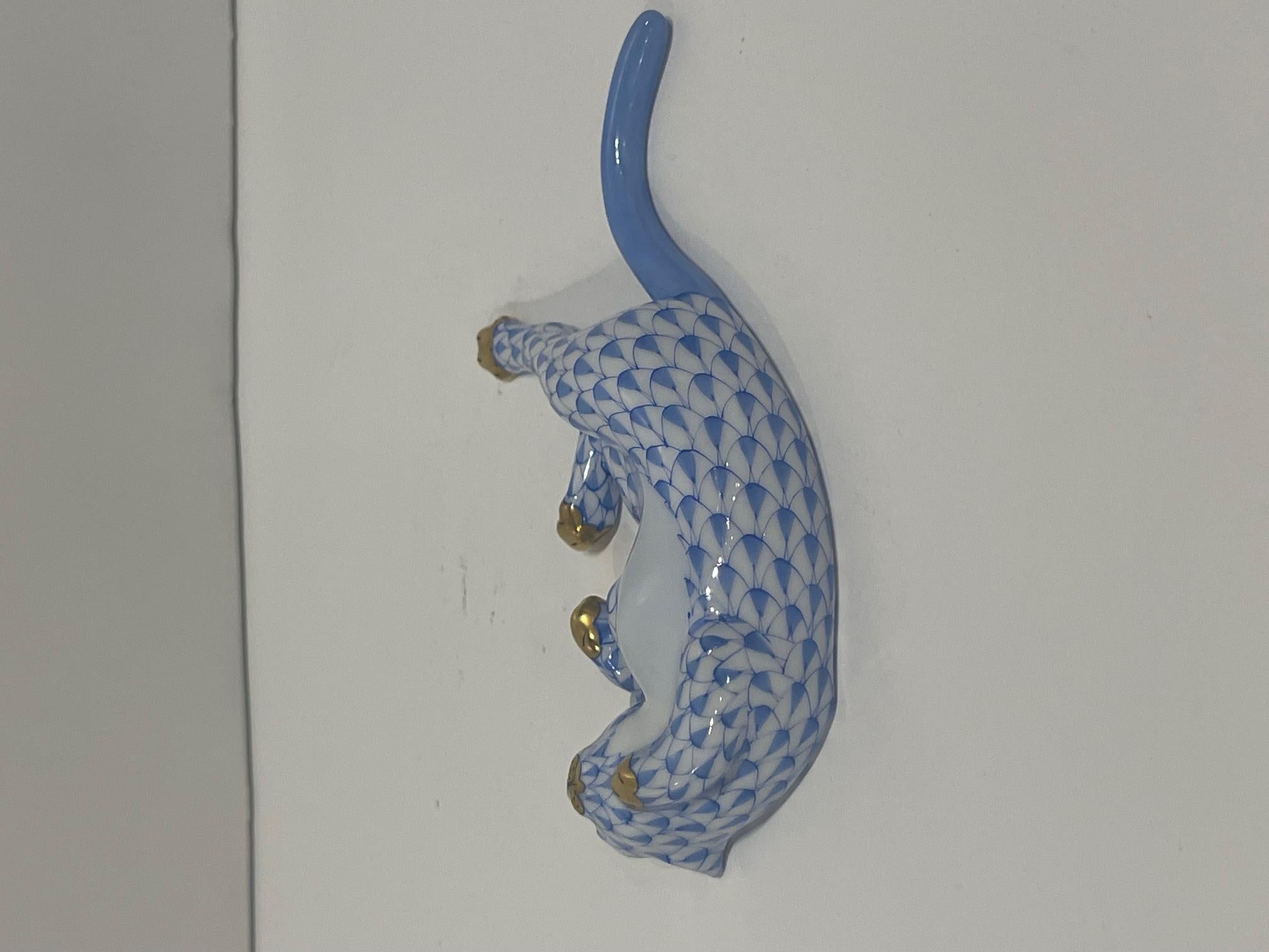 Herend Figure Blue and White of a Cat Stretching, 20th Century In Good Condition For Sale In Savannah, GA