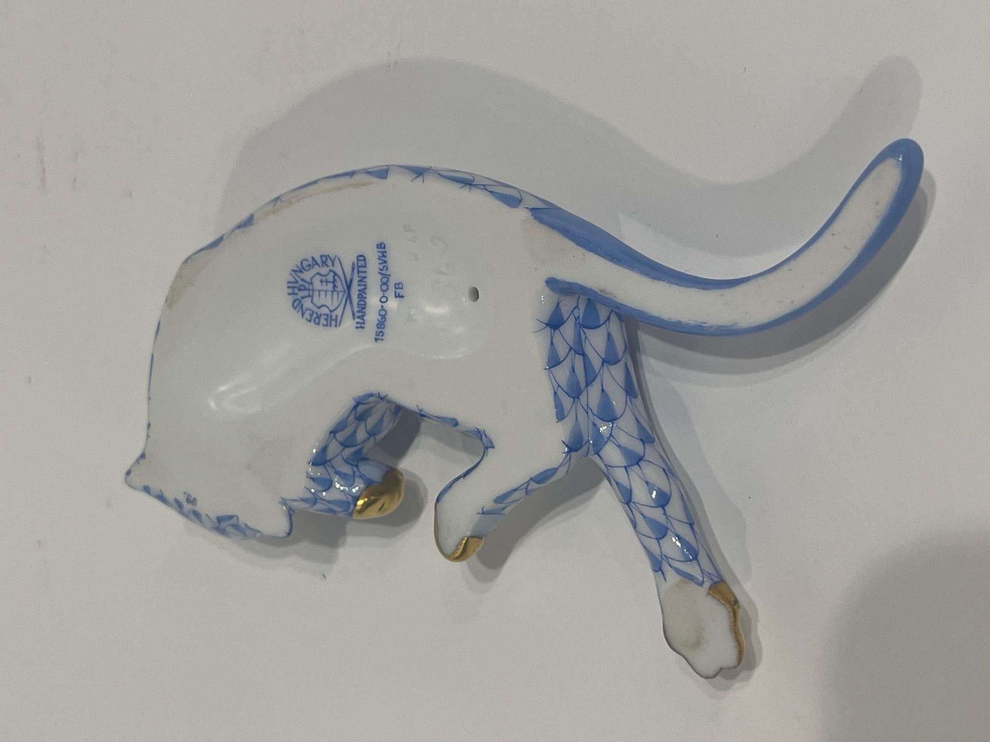 Porcelain Herend Figure Blue and White of a Cat Stretching, 20th Century For Sale