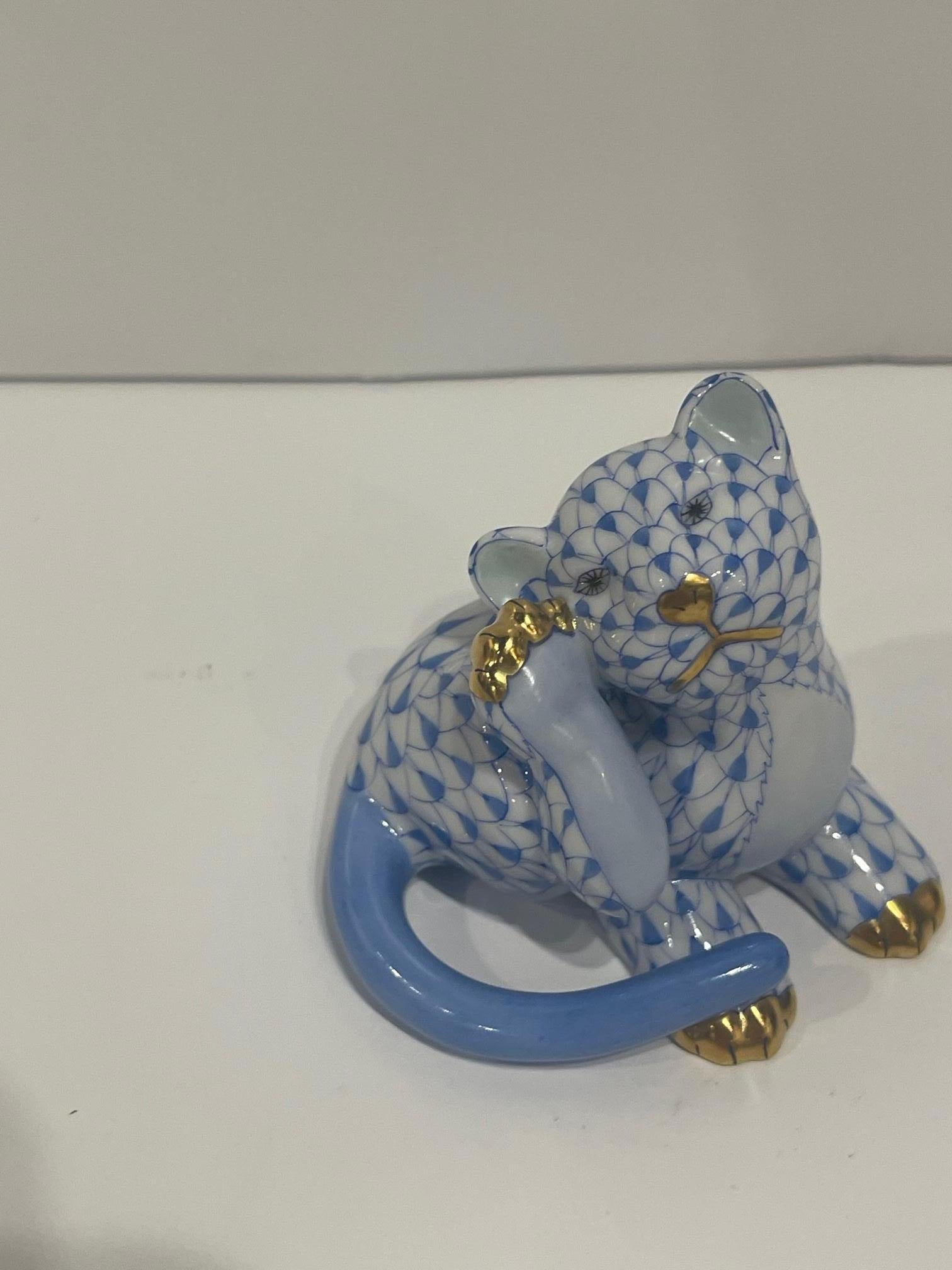 Herend Figure of a Blue and White Cat Scratching its Ear, 20th Century In Good Condition In Savannah, GA