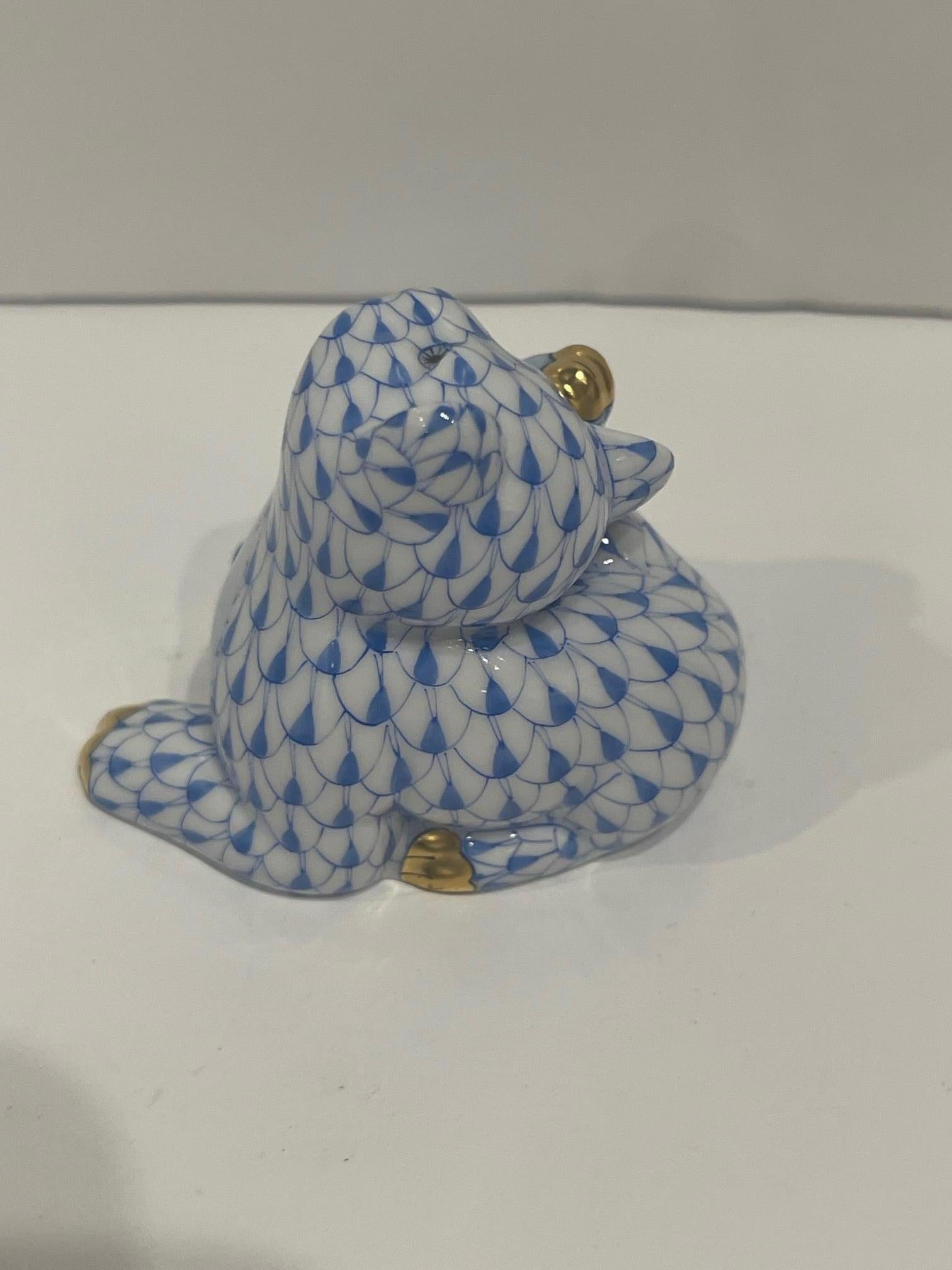 Herend Figure of a Blue and White Cat Scratching its Ear, 20th Century 1