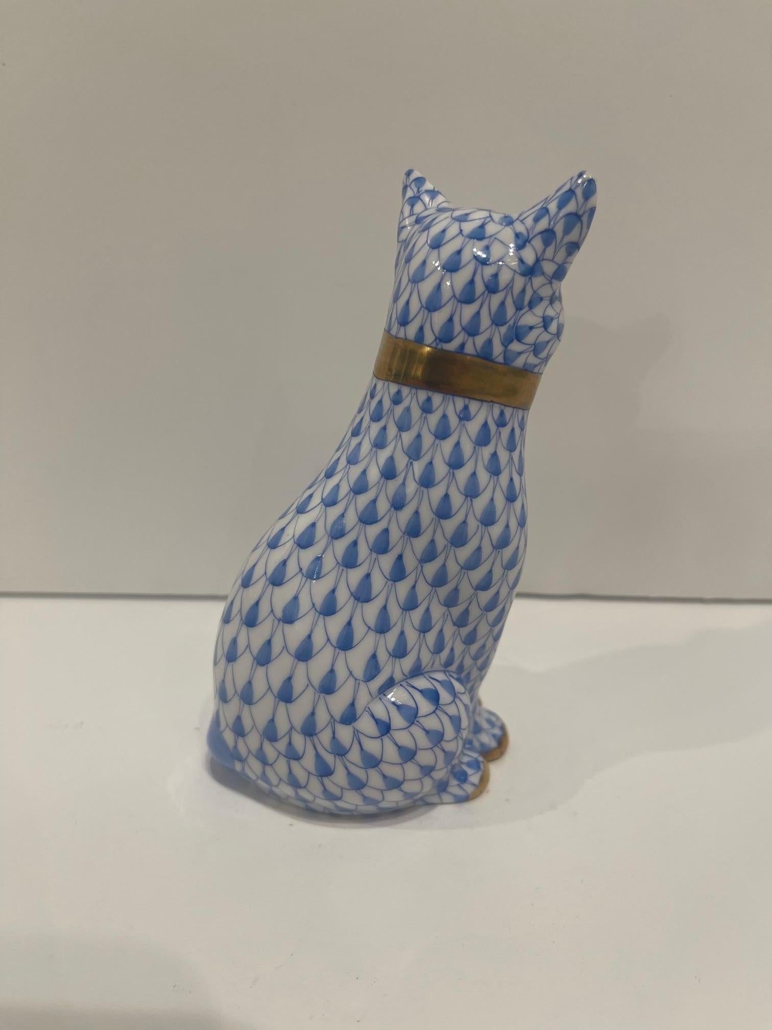 Herend Figure of a Blue and White Sitting Cat, 20th Century For Sale 2