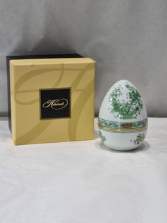Herend "Fleurs des Indes" Green Hand Painted Porcelain Egg Box, Hungary, 2022