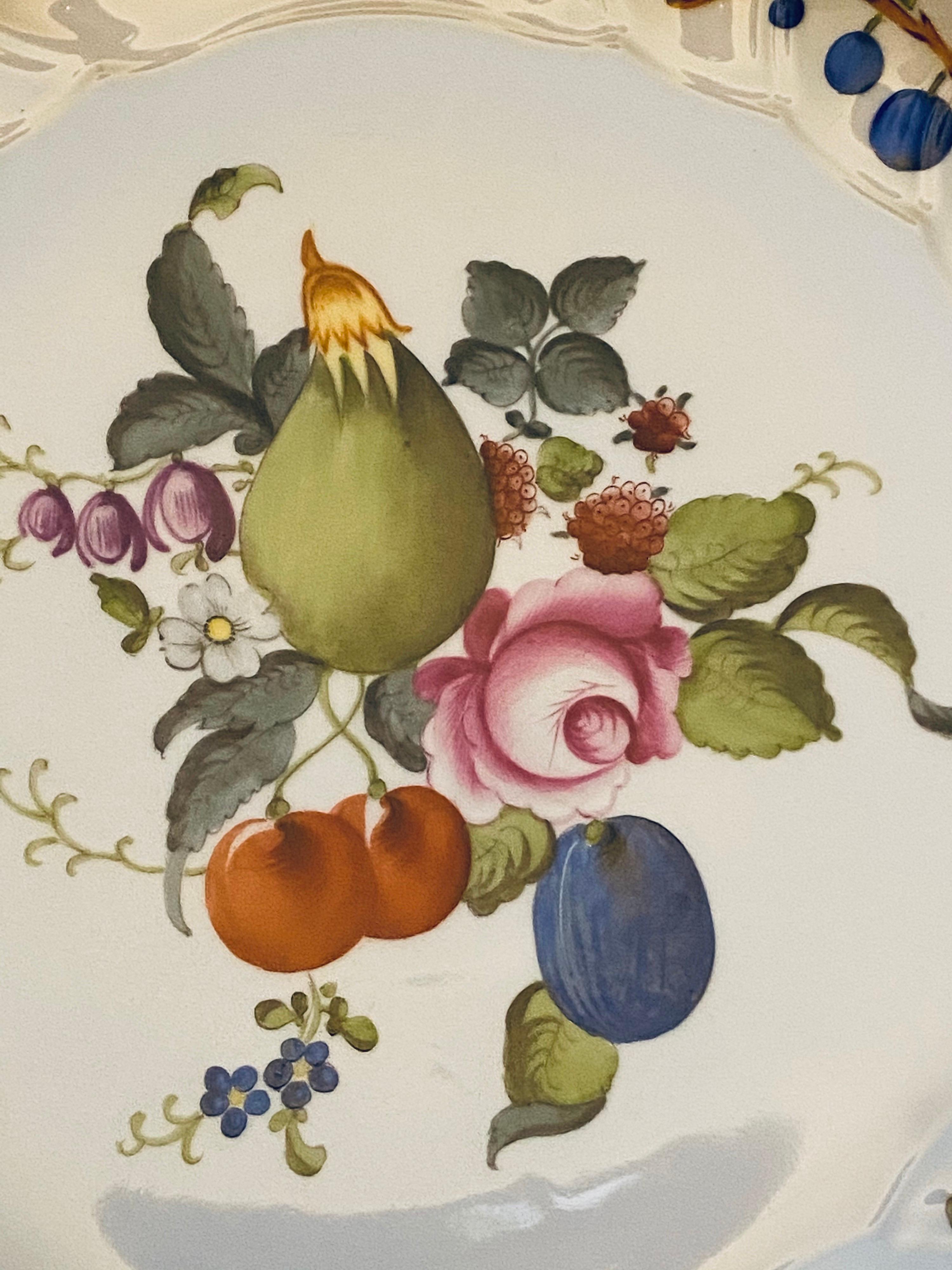 Herend Fruit and Flower Large Platter / Chop Plate In Excellent Condition For Sale In New York, NY