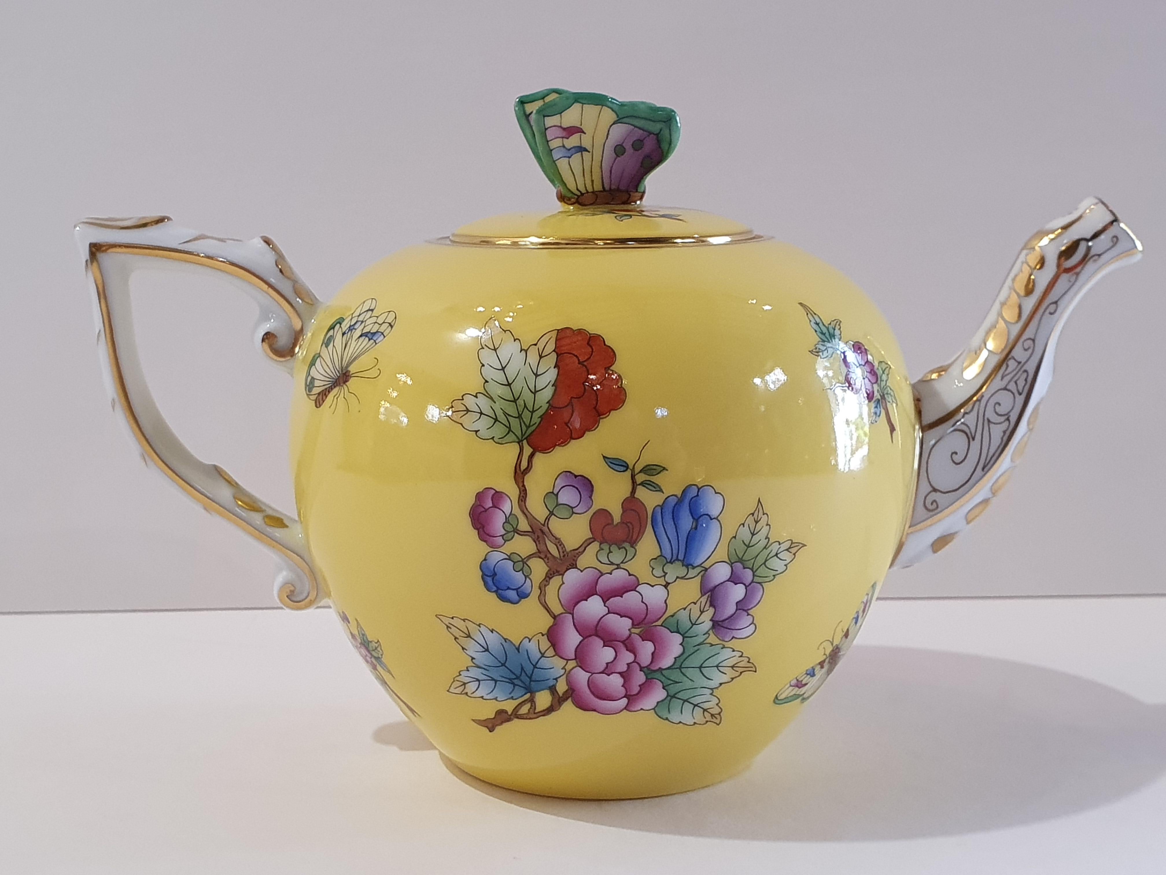 Gilt Herend Hand Painted Polycrome Porcelain Set of Three Teapot, Hungary, Modern
