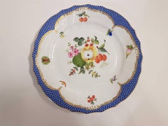 Herend Hand-Painted Porcelain Pair of Decorative Dishes