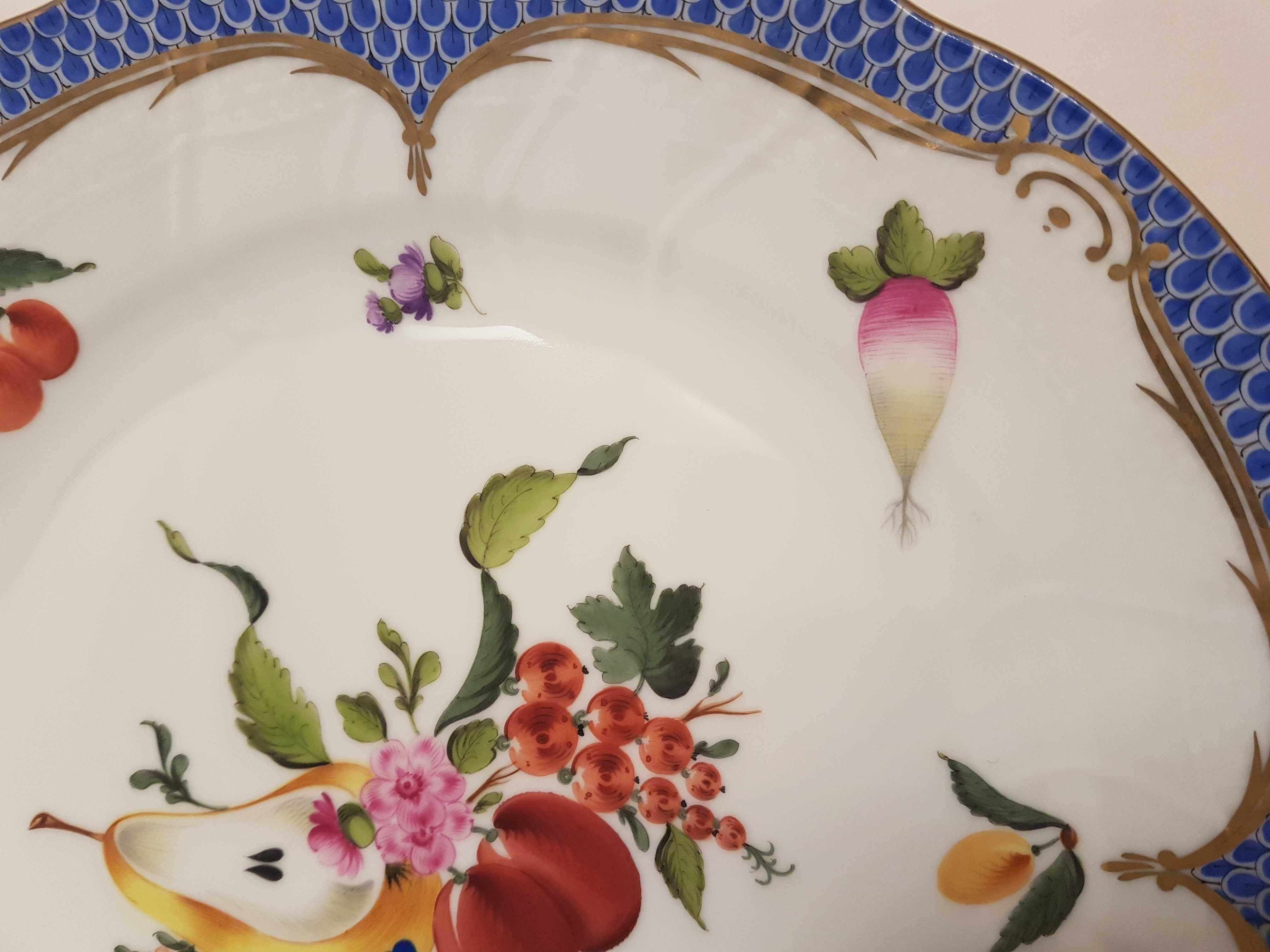 Herend Hand-Painted Porcelain Pair of Decorative Dishes 3