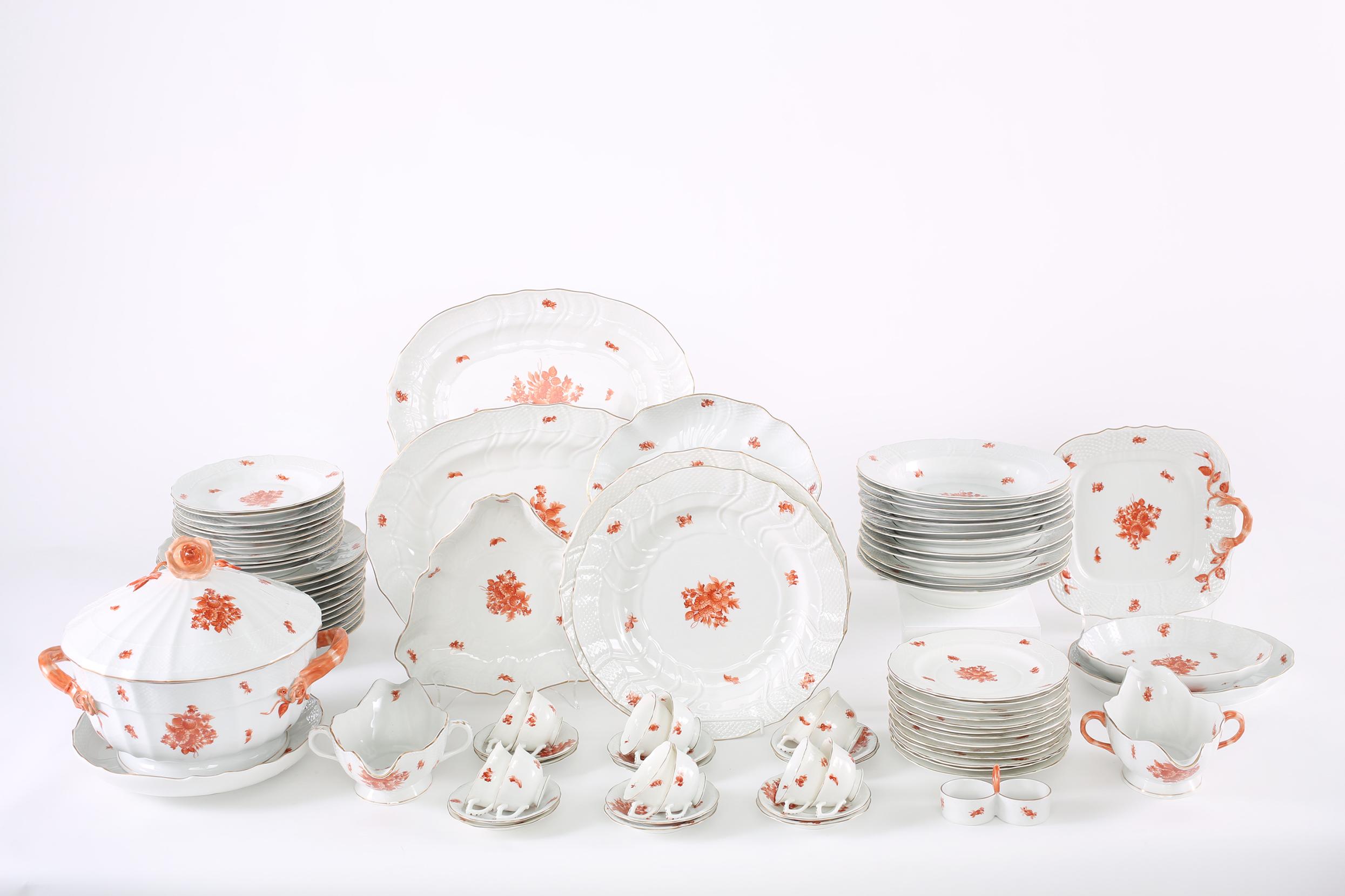Herend Hungarian Dinner Service / Serving Pieces 1