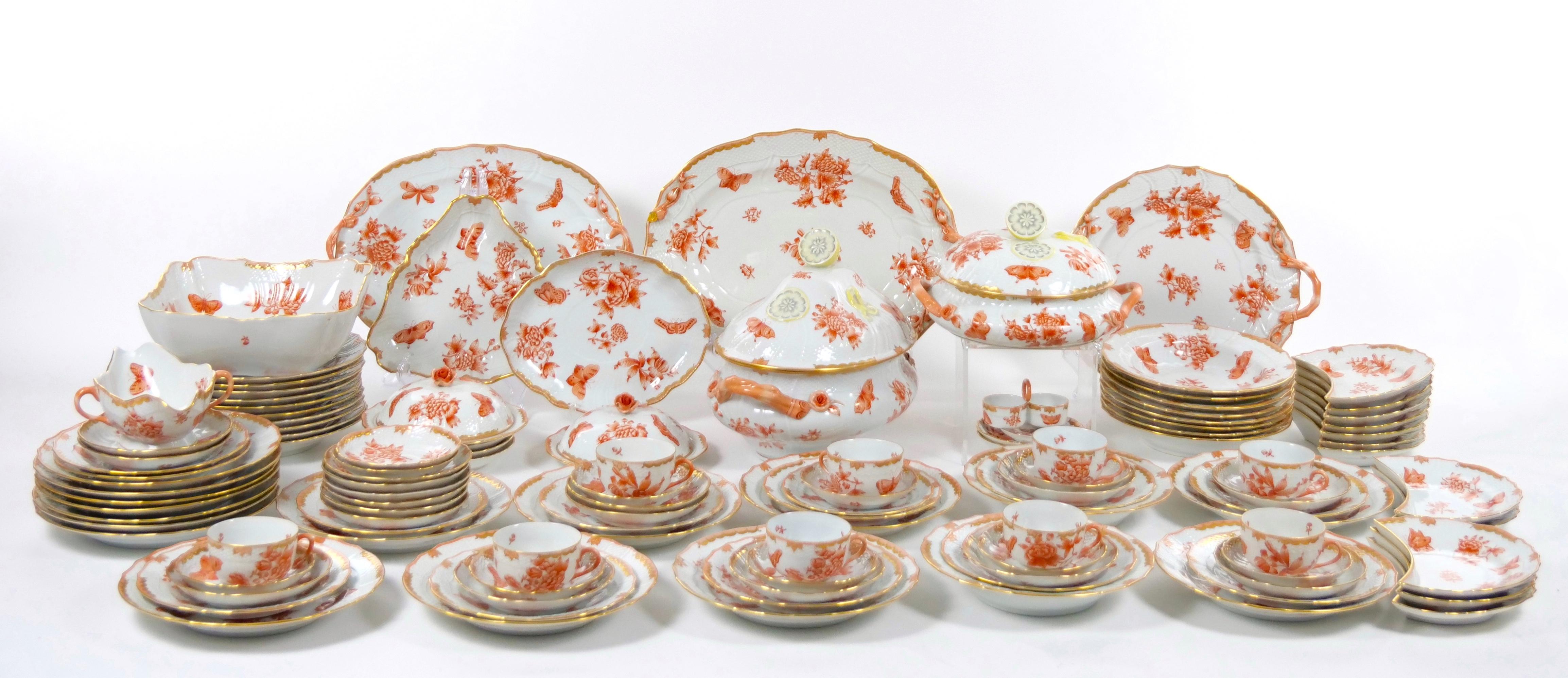 Herend Hungarian Hand Painted & Gilt Decorated Dinner Service / 12 People For Sale 10