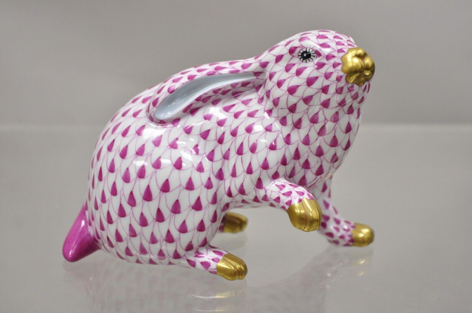 Herend Hungary 5335 Raspberry Fishnet Porcelain Bunny Rabbit Sitting Figurine 4