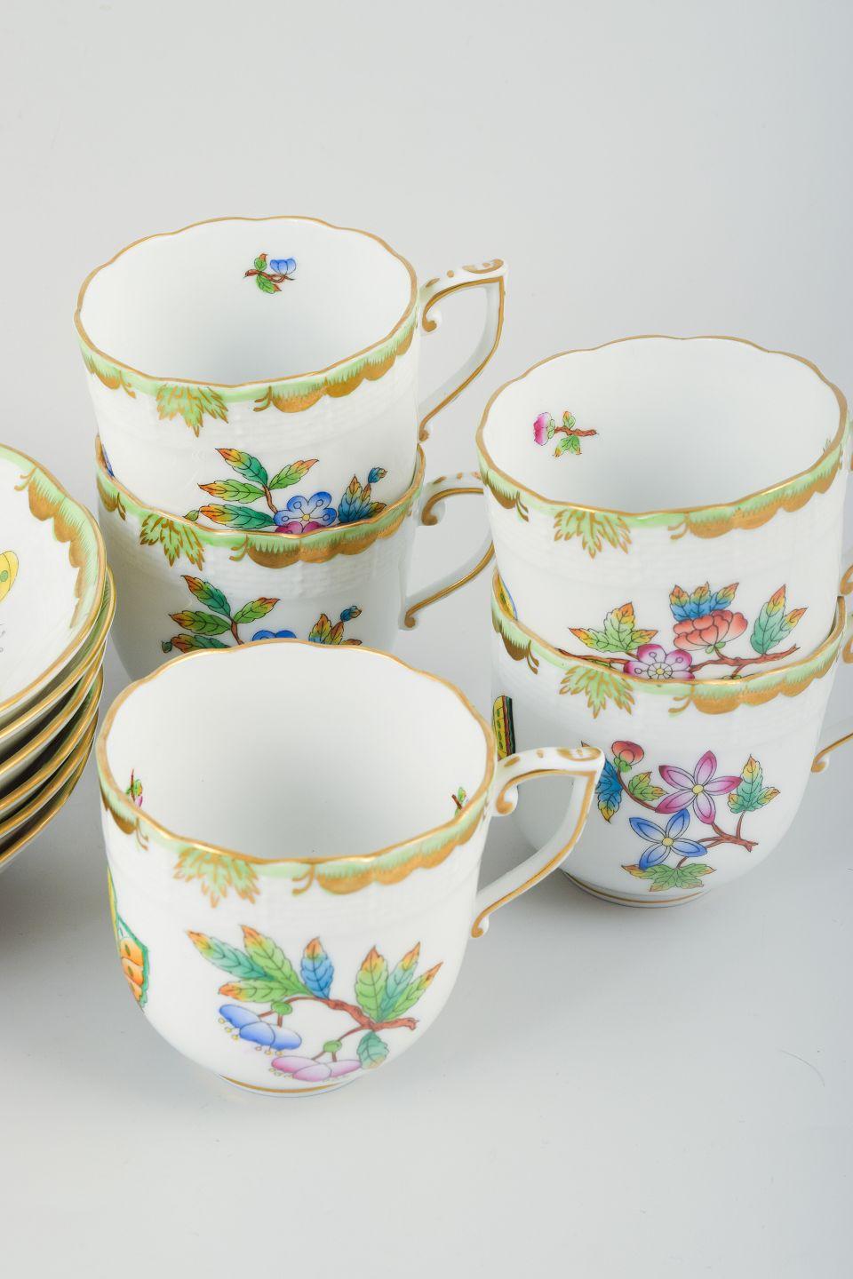 Hand-Painted Herend, Hungary. A six-person “Queen Victoria” porcelain coffee set. For Sale