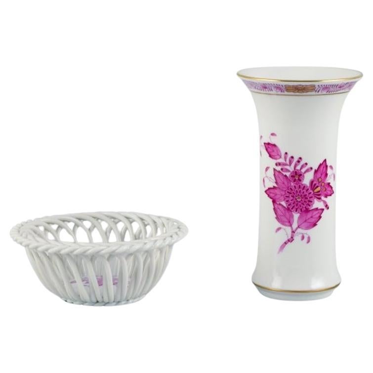 Herend, Hungary, Chinese Bouquet Raspberry. Small bowl and vase in porcelain For Sale