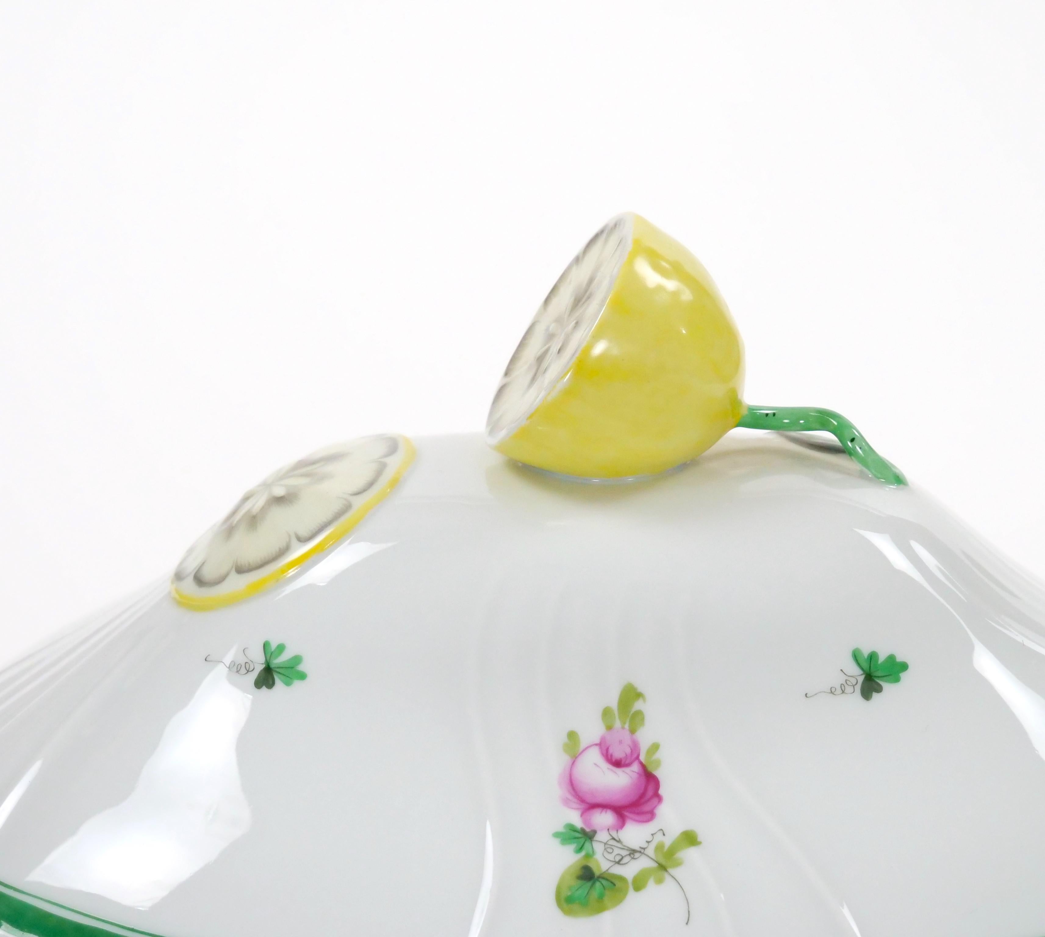 Herend Hungría Vajilla de porcelana pintada a mano Sopera grande con tapa Húngaro en venta