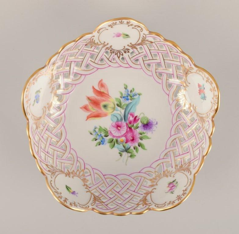 Hungarian Herend, Hungary. Open lace porcelain bowl with hand-painted flower motifs For Sale