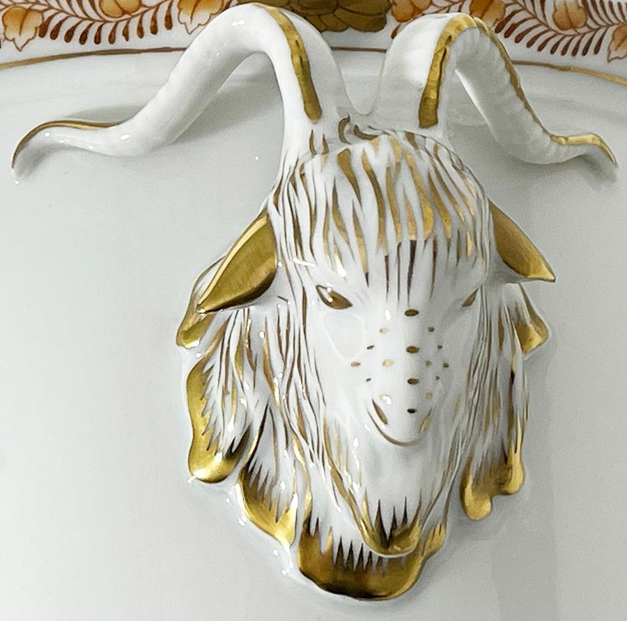 Herend Hungary Porcelain Apponyi Brown Ram Head Cachepot Húngaro en venta