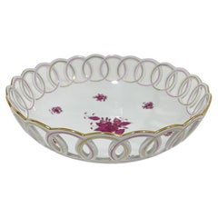 Herend Hungary porcelain "Apponyi Pink" Bowl, 1980s