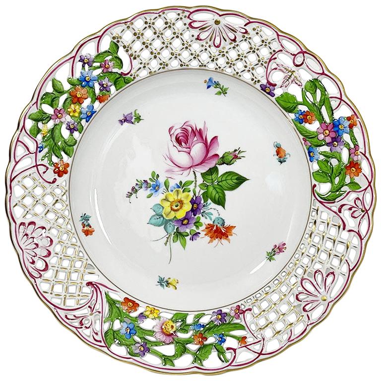 Assiette décorative murale « Bouquet de Saxe » en porcelaine de Hongrie Herend