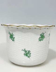 Herend Hungary porcelain "Chinese Bouquet Apponyi Green" Cachepot