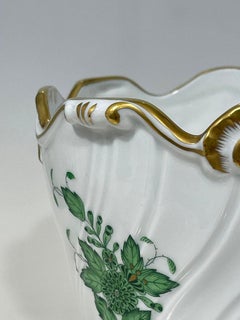 Herend Hungary porcelain "Chinese Bouquet Apponyi Green" Cachepot