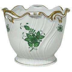 Herend Hungary porcelain "Chinese Bouquet Apponyi Green" Cachepot