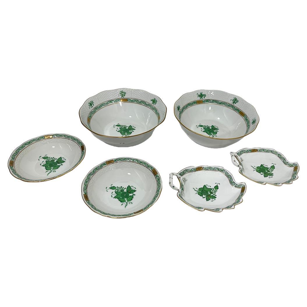 Herend Hungary Porcelain "Chinese Bouquet Apponyi Green" Set Bowls and Leaf Dish For Sale