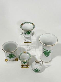Herend Hungary Porcelain "Chinese Bouquet Apponyi Green" Set of 5 Small Vases