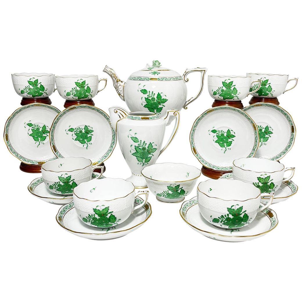 Herend Hungary Porcelain "Chinese Bouquet Apponyi Green" Tea Set For Sale