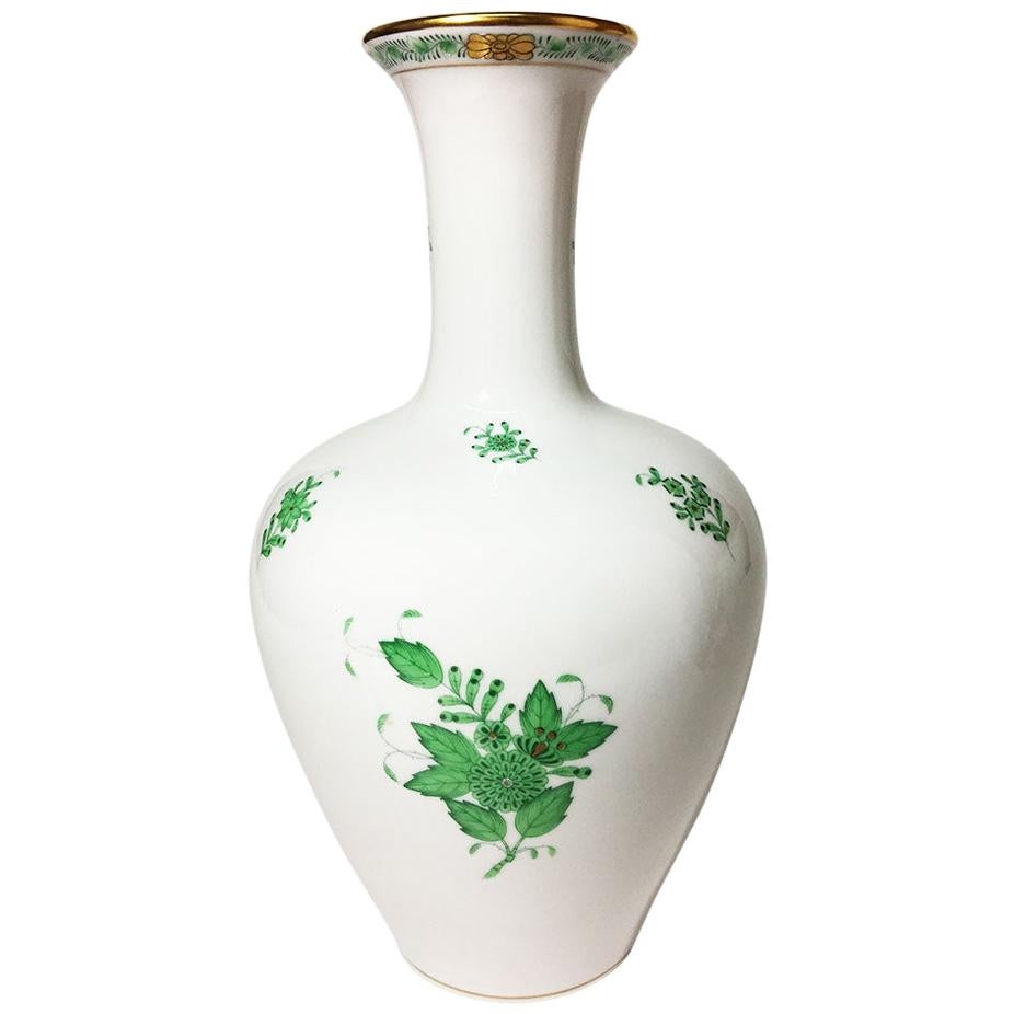 Herend Hungary Porcelain "Chinese Bouquet Apponyi Green" Vase