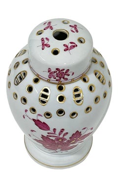 Herend Hungary Porcelain "Chinese Bouquet Raspberry" Potpourri Lidded Vase, 1920
