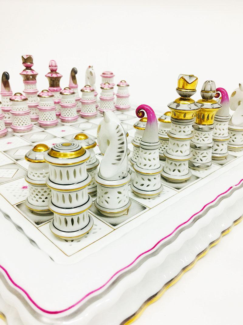 porcelain chess set