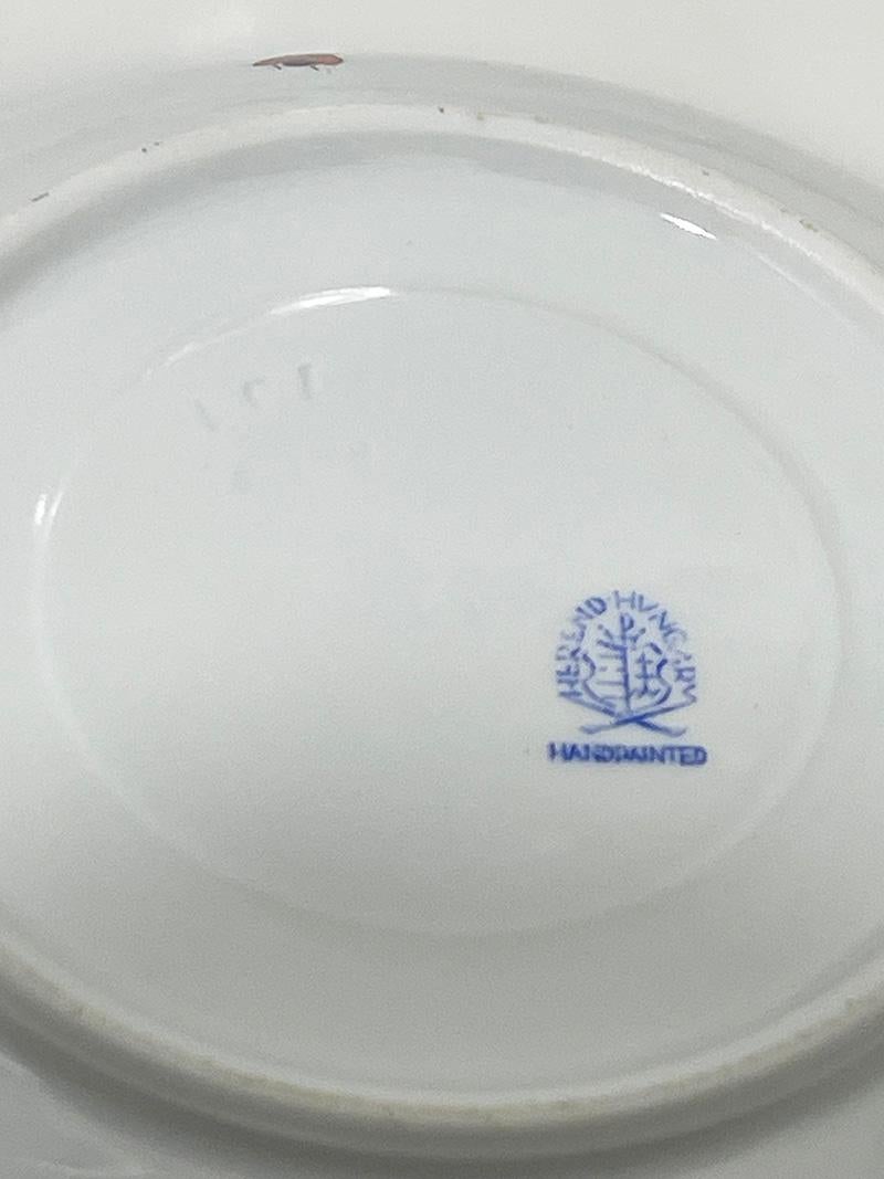 Assiettes et tasse et soucoupe « Rothschild » en porcelaine de Hongrie Herend Bon état - En vente à Delft, NL