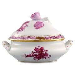 Herend Lidded Trinket Box in Porcelain with Hand-Painted Purple Flowers