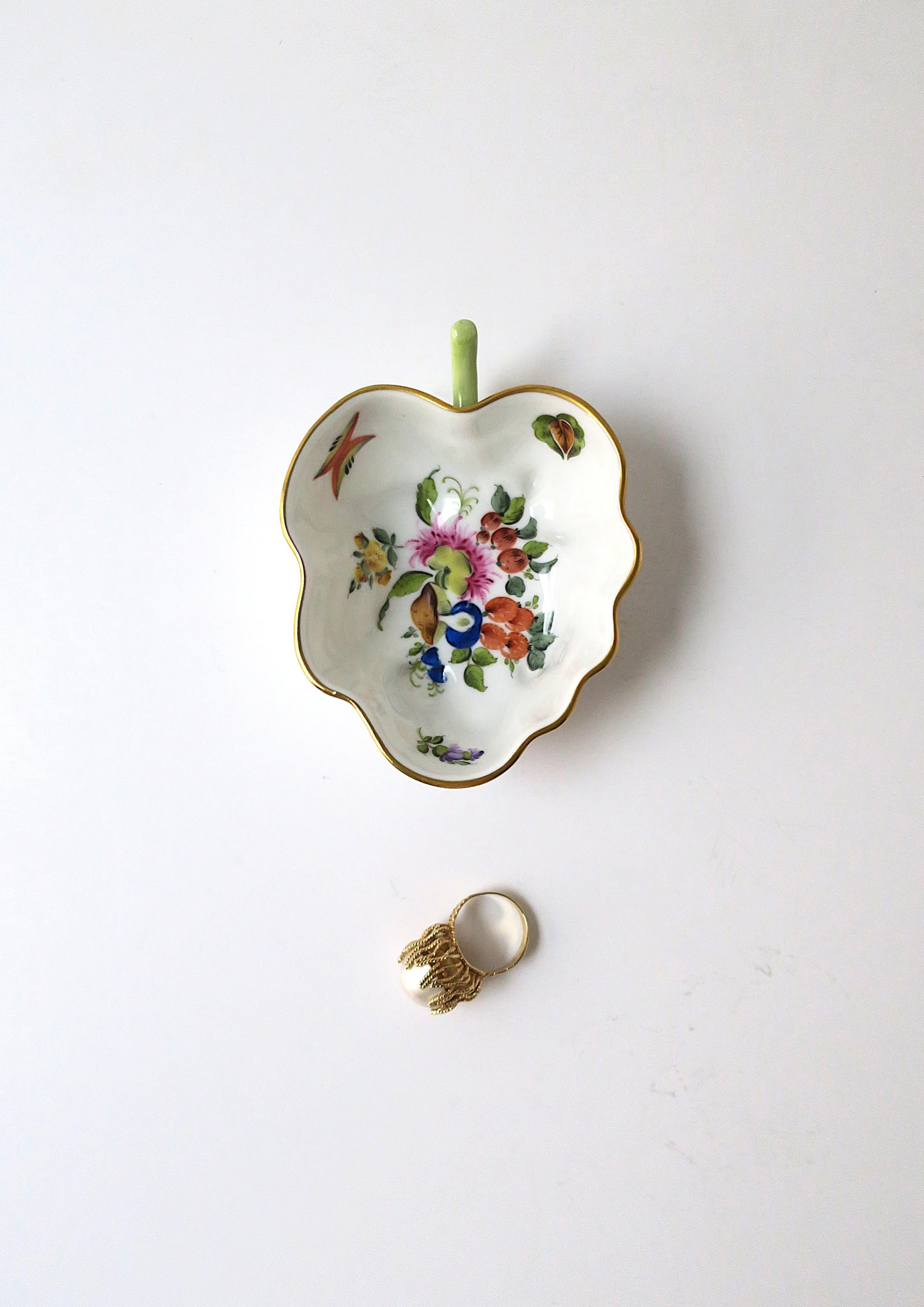 Cuenco de porcelana Herend en venta 1