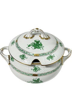 Herend Porcelain "Chinese Bouquet Apponyi Green" Soup Tureen with Handles