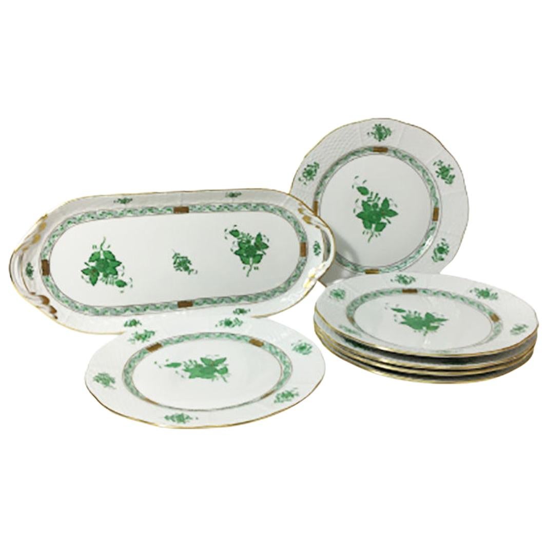 Plateau en porcelaine Herend « Bouquet Chinois Apponyi Green » avec 6 assiettes en vente