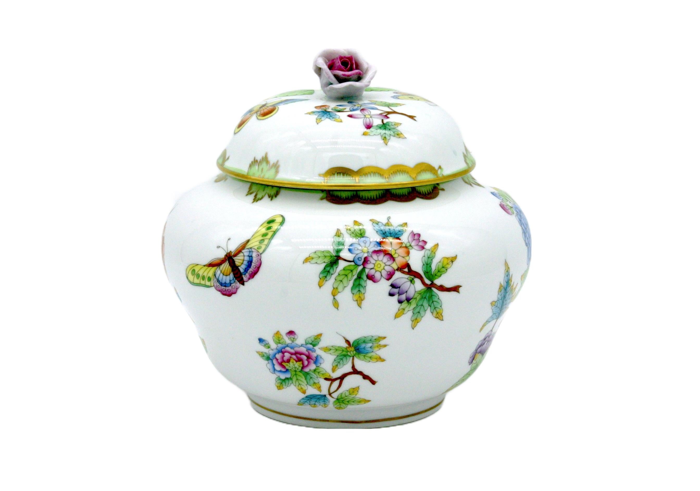 Herend Porcelain Decorative Covered Urn 4