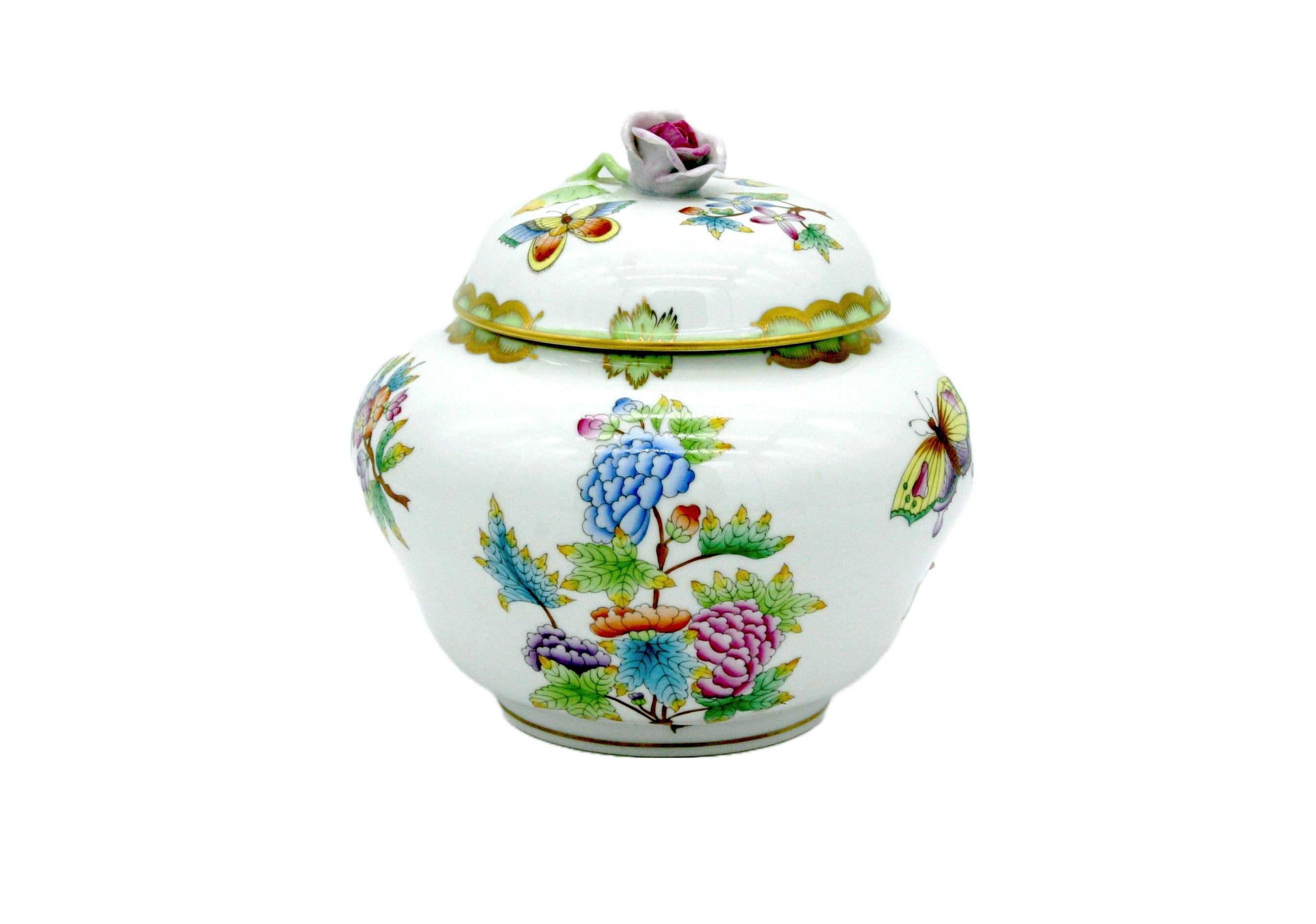 Gilt Herend Porcelain Decorative Covered Urn