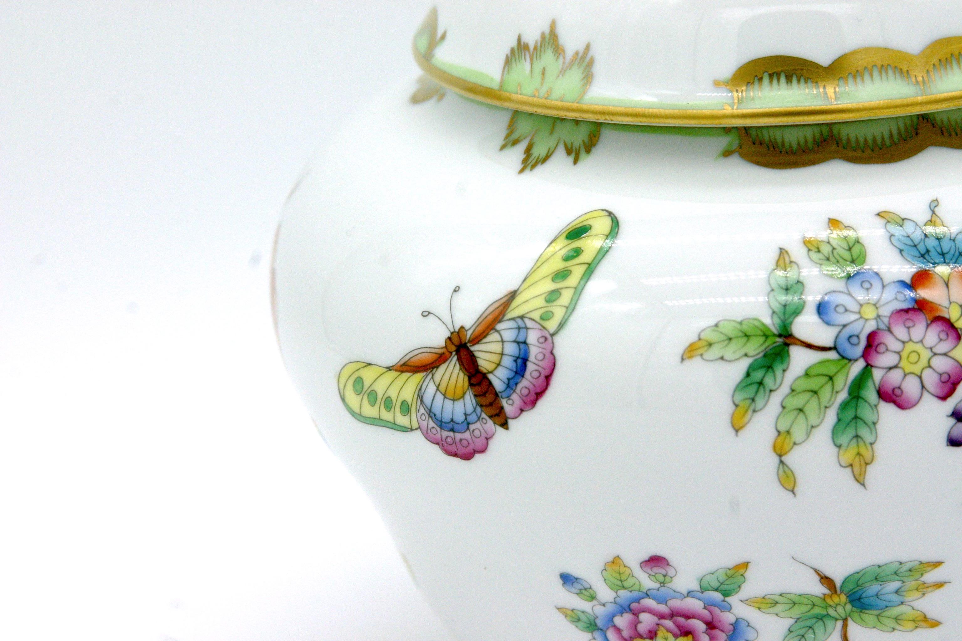 Gold Herend Porcelain Decorative Covered Urn