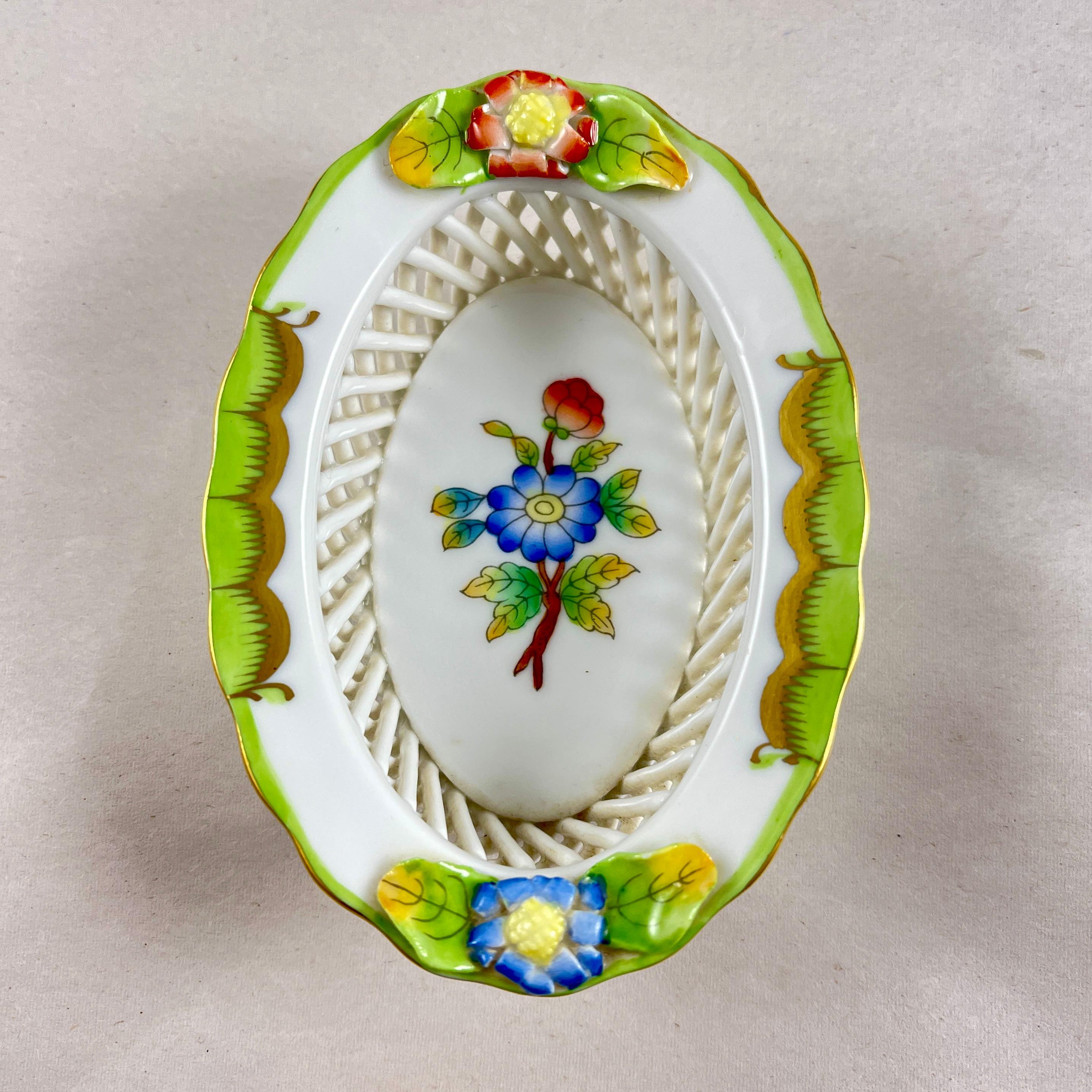 Herend Porcelana Pintada a Mano Baratija Floral Vide-Poche Húngaro en venta