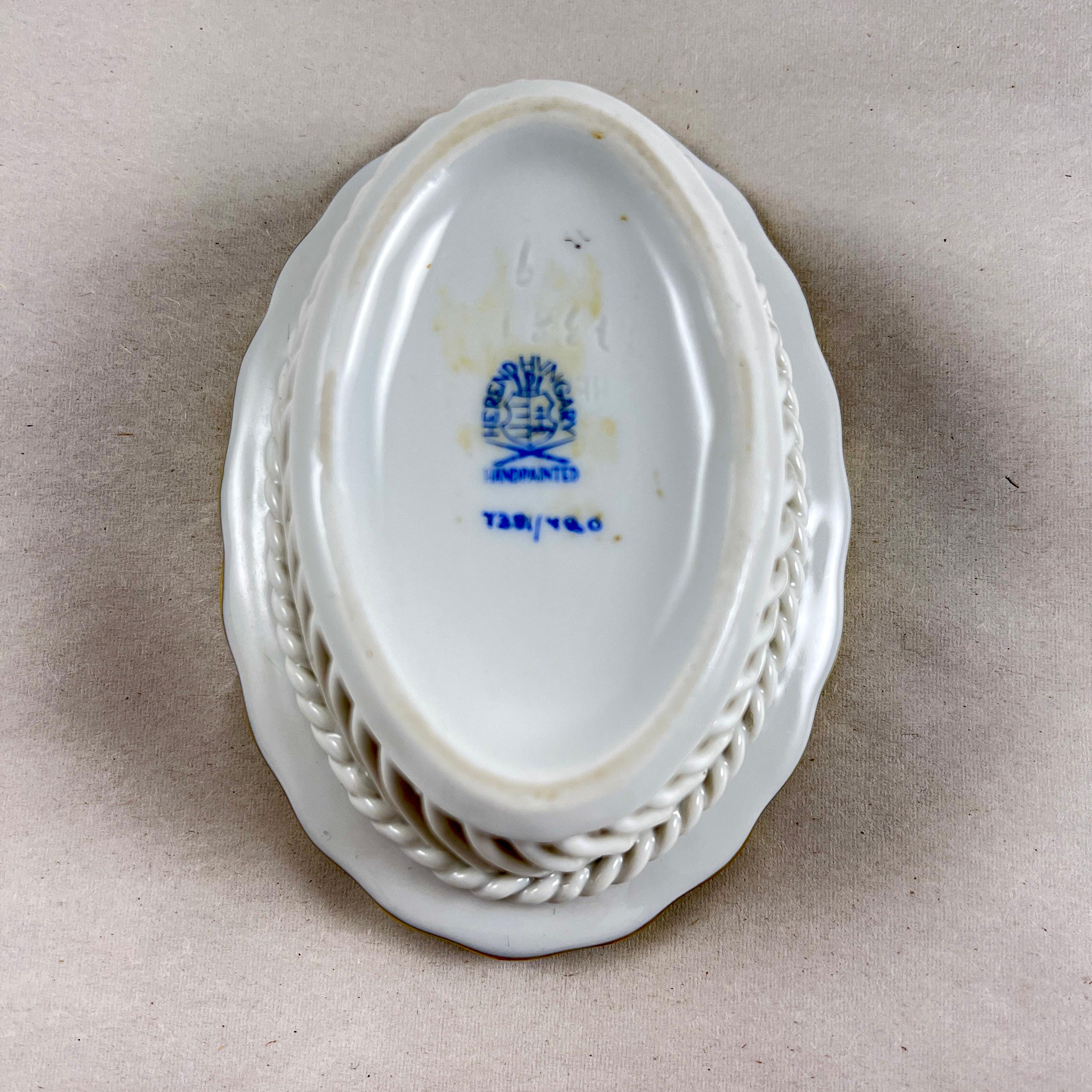 Herend Porcelana Pintada a Mano Baratija Floral Vide-Poche finales del siglo XX en venta