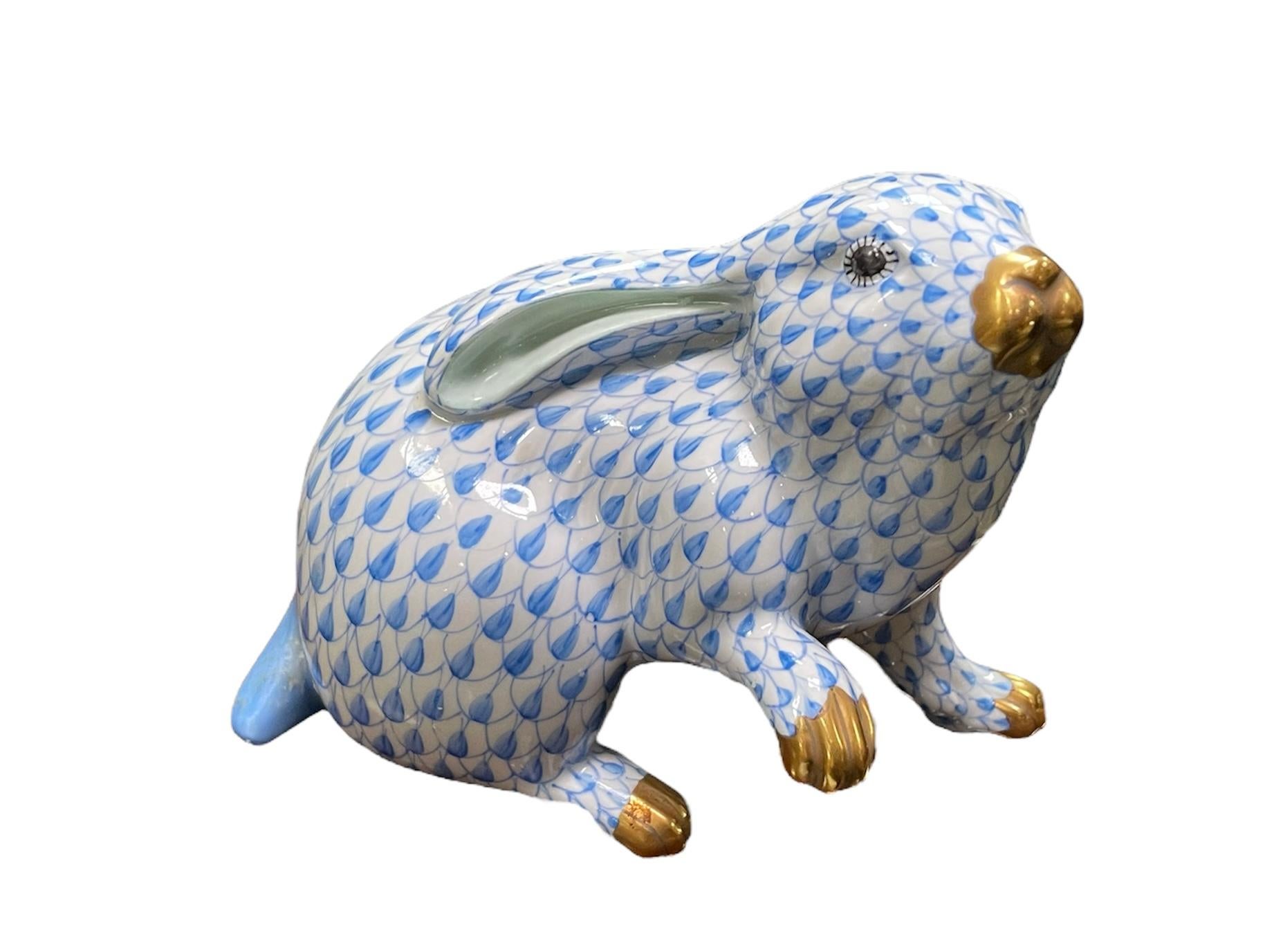 Herend Porcelain Hand Painted Rabbit In Good Condition In Guaynabo, PR