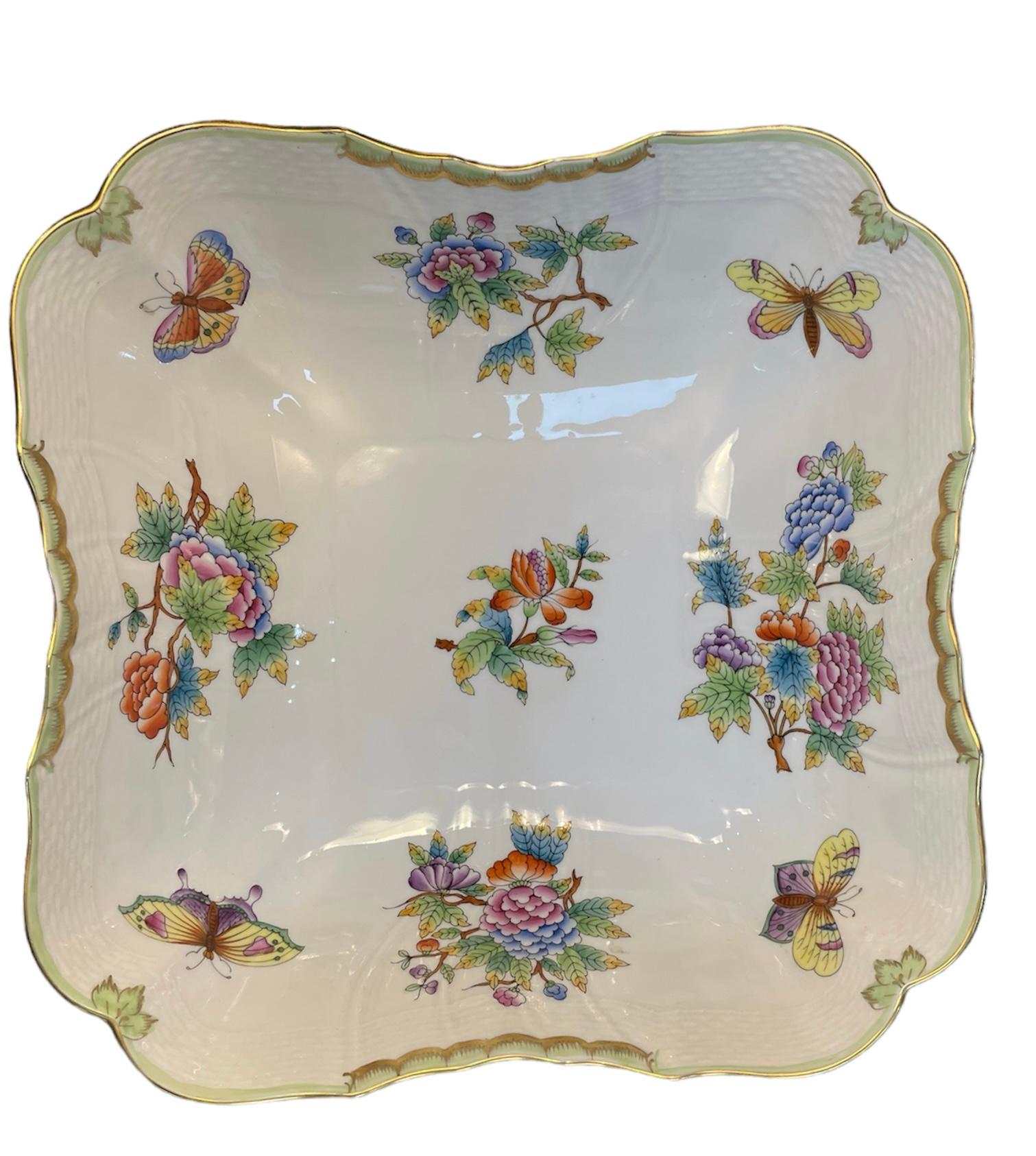 Herend Porcelain Queen Victoria Pattern Salad Bowl For Sale 6