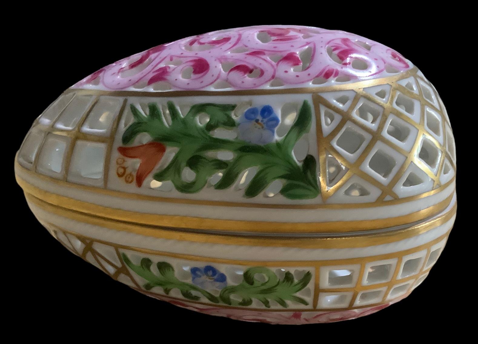 Hungarian Herend Porcelain Reticulated Potpourri / Bombonniere Lidded Egg Shaped Box