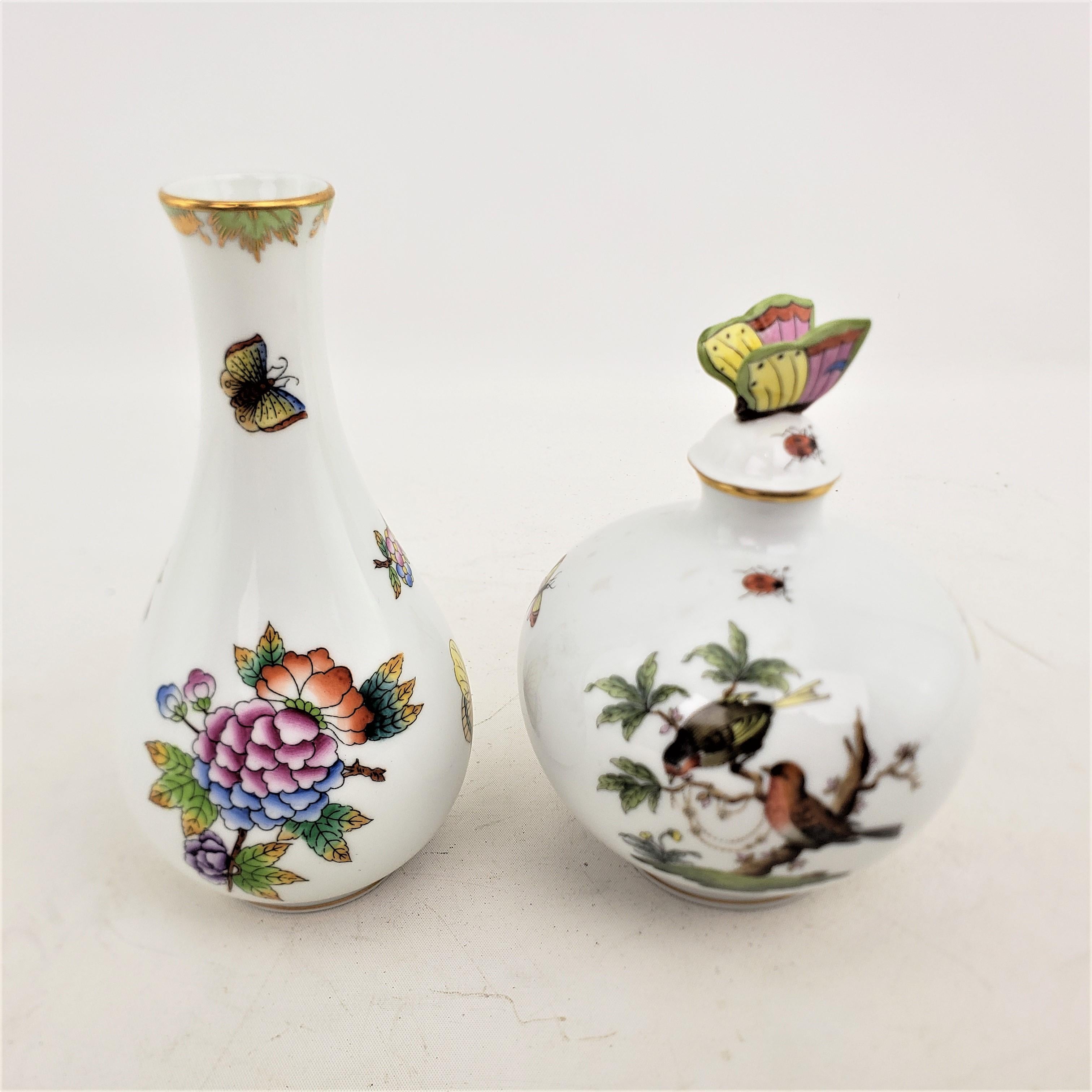 Herend Porcelain Rothschild Birds Perfume Bottle & Queen Victoria Vase Pairing For Sale 1